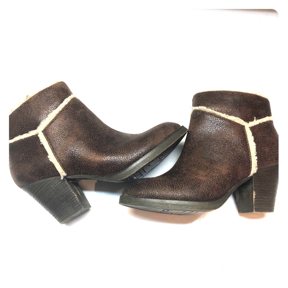 Born In California ankle boots with faux fur